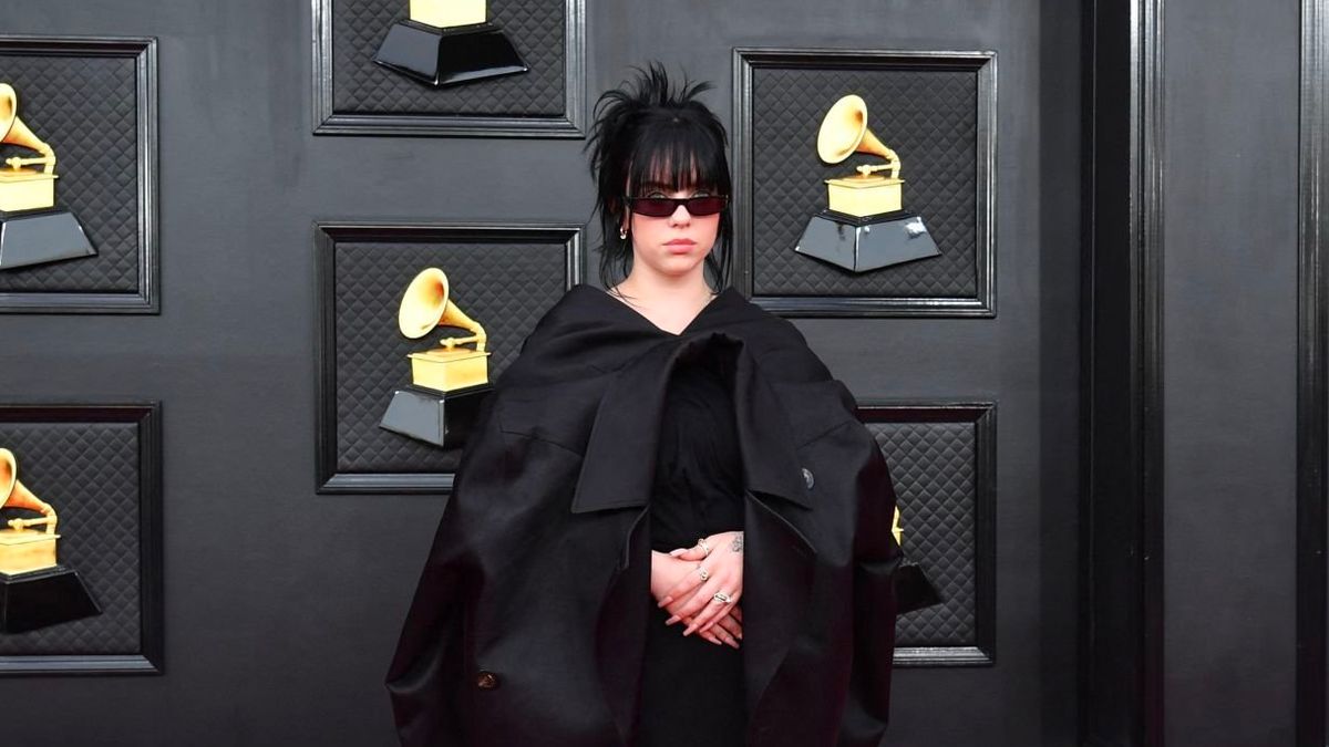 billie eilish 2022 grammys matrix dress