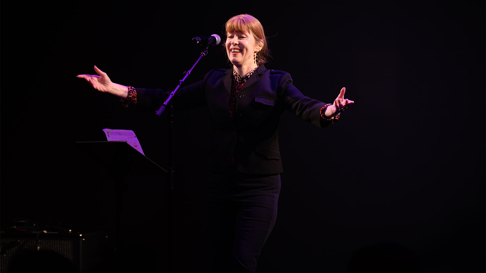 suzanne vega photo for story on tom's diner tiktok revival