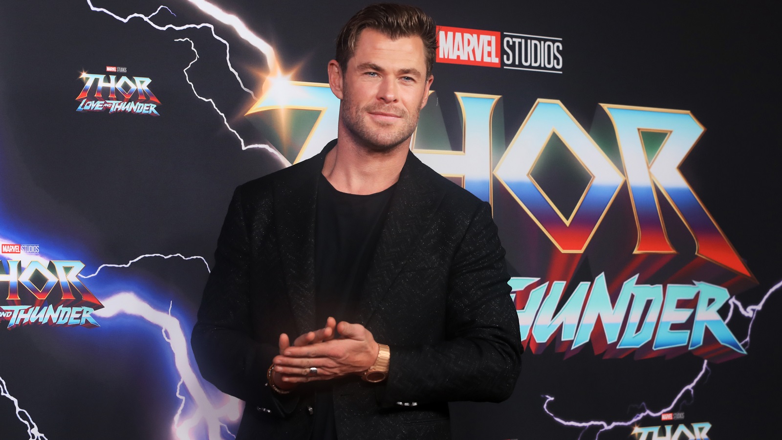 chris hemsworth