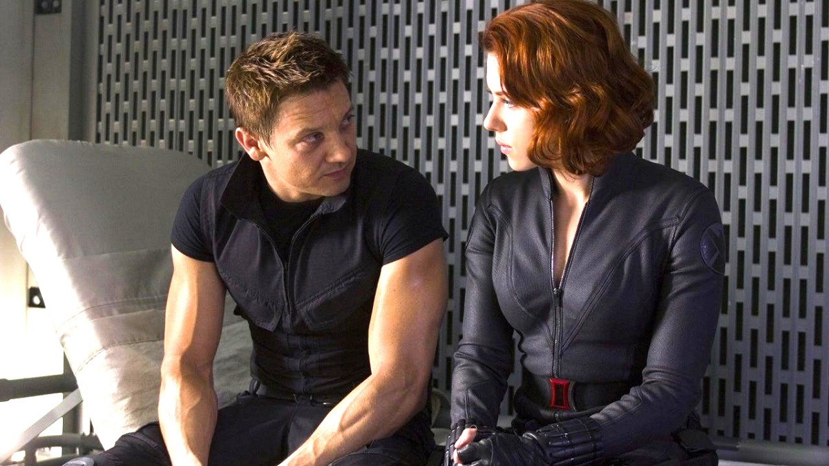 hawkeye black widow