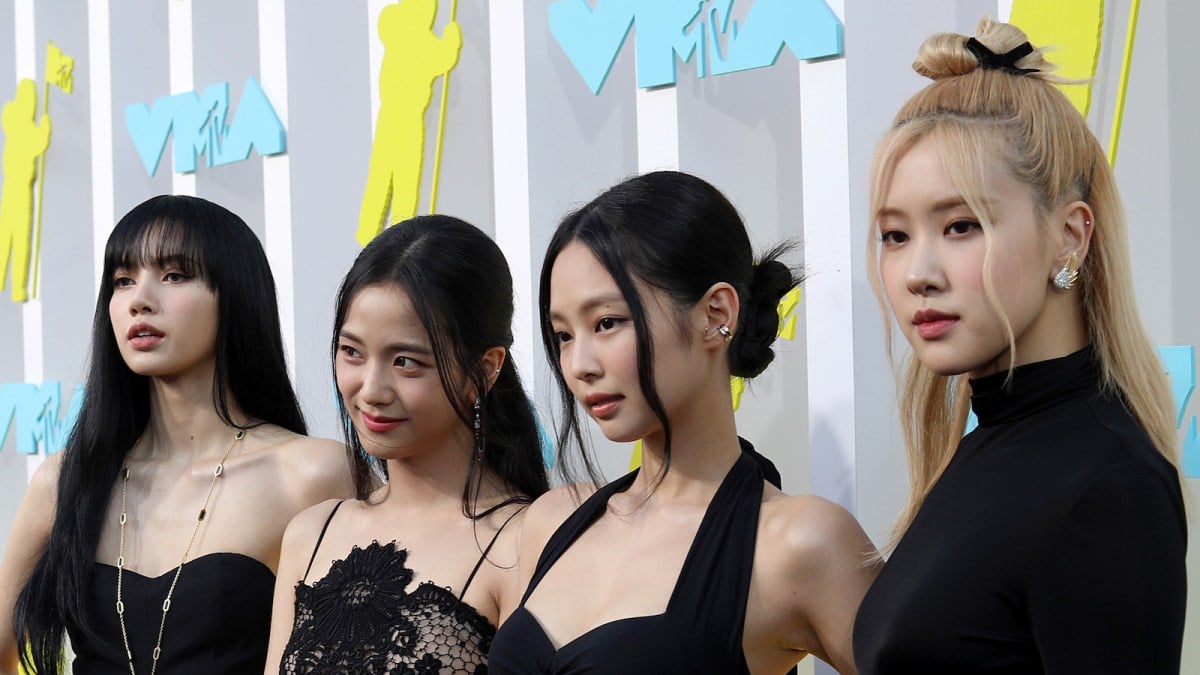 blackpink 2022 vmas mtv red carpet