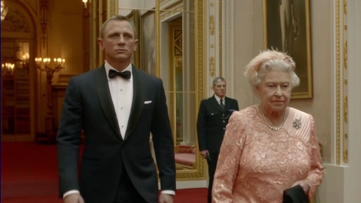 Daniel Craig and Queen Elizabeth