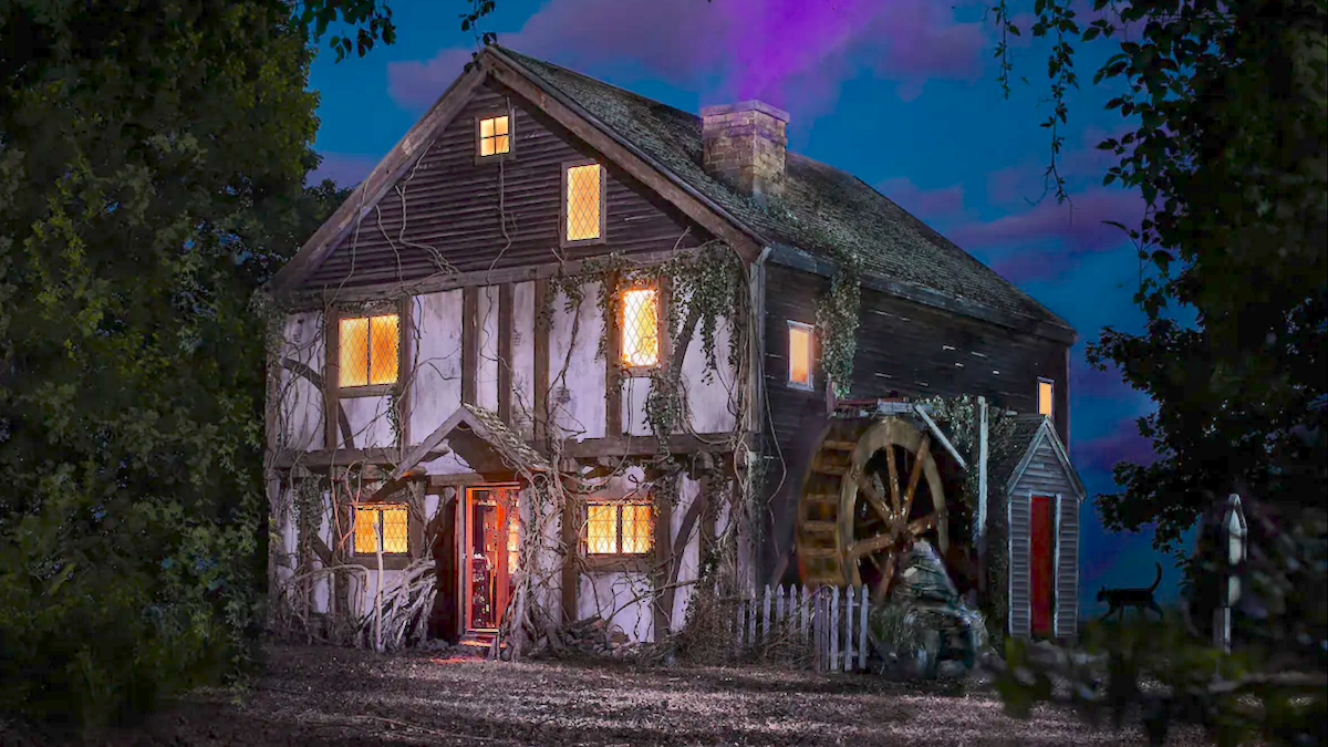 Hocus Pocus cottage