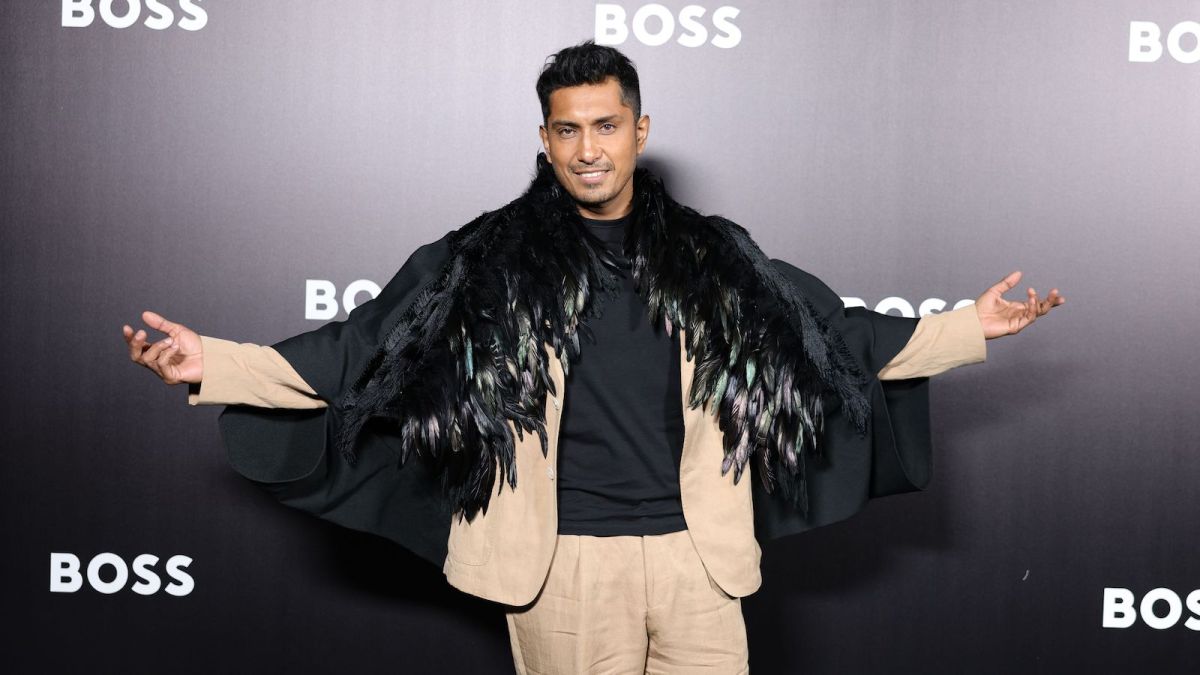 Tenoch Huerta arrives for the Boss Fashion Show during the Milan Fashion Week Womenswear Spring/Summer 2023 on September 22, 2022 in Milan, Italy.