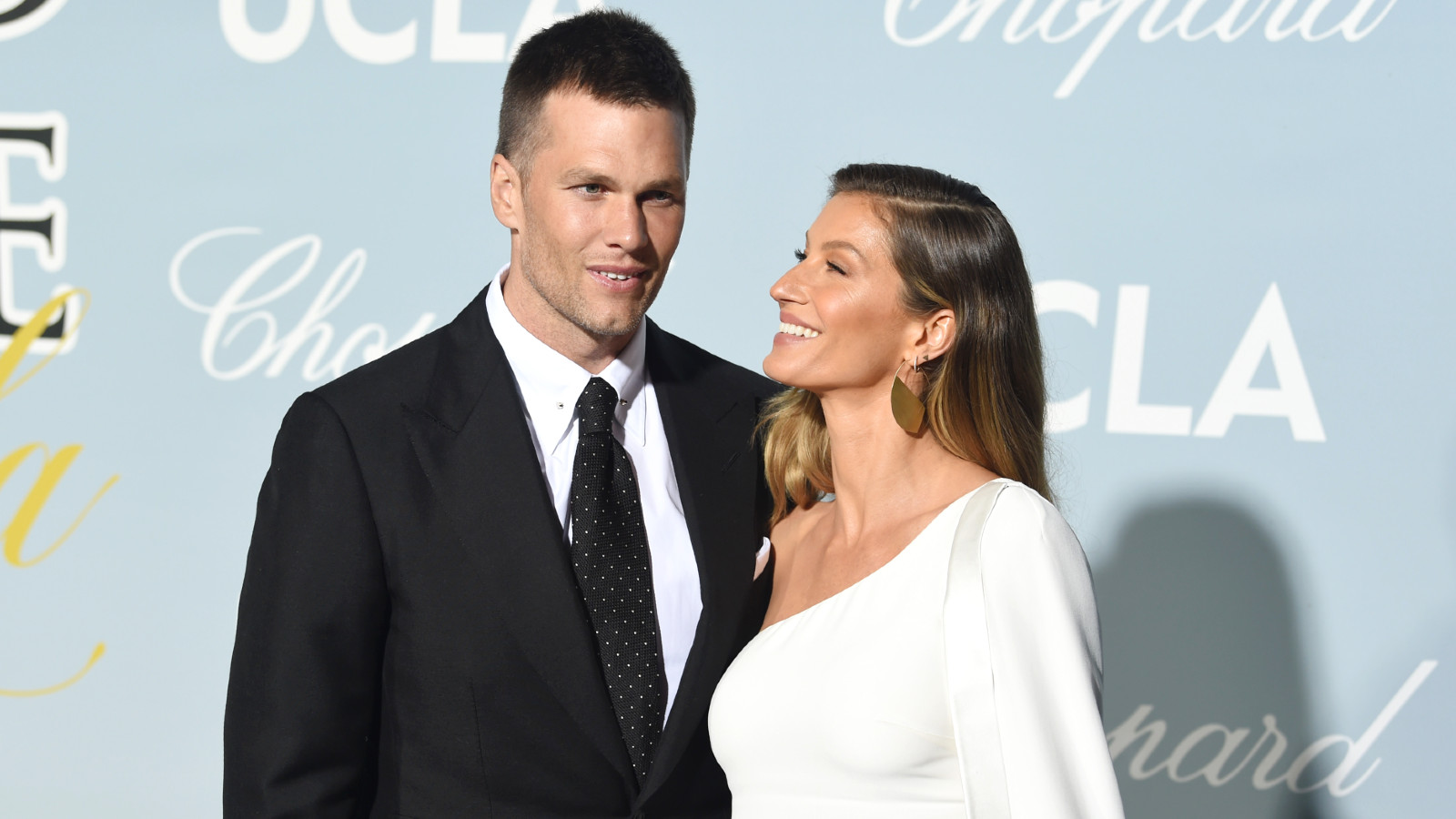 Tom Brady and Gisele Bündchen attends the 2019 Hollywood For Science Gala at Private Residence on February 21, 2019 in Los Angeles, California.