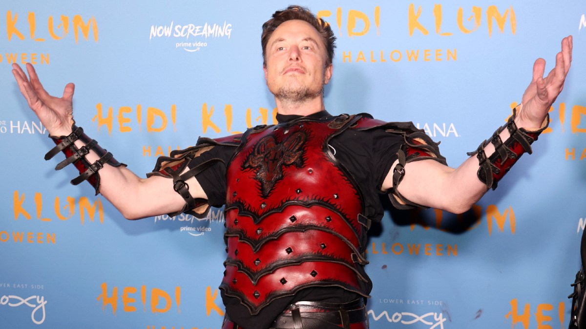 Elon Musk attends Heidi Klum's 2022 Hallowe'en Party at Sake No Hana at Moxy LES on October 31, 2022 in New York City.