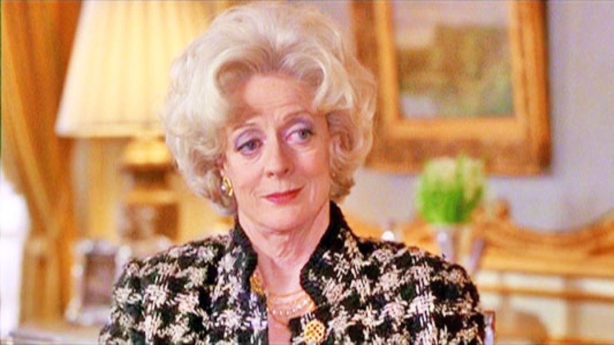 Maggie Smith as Ganilla Garson