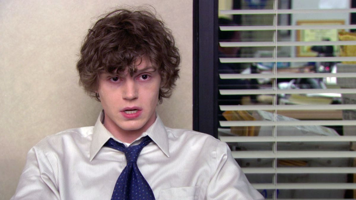 Evan Peters as Luke in The Office