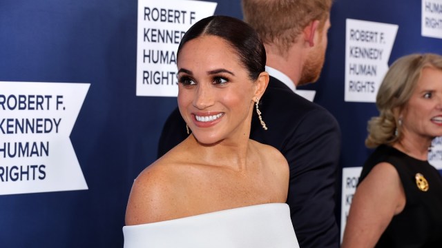 NEW YORK, NEW YORK - DECEMBER 06: Meghan, Duchess of Sussex attends the 2022 Robert F. Kennedy Human Rights Ripple of Hope Gala at New York Hilton on December 06, 2022 in New York City.