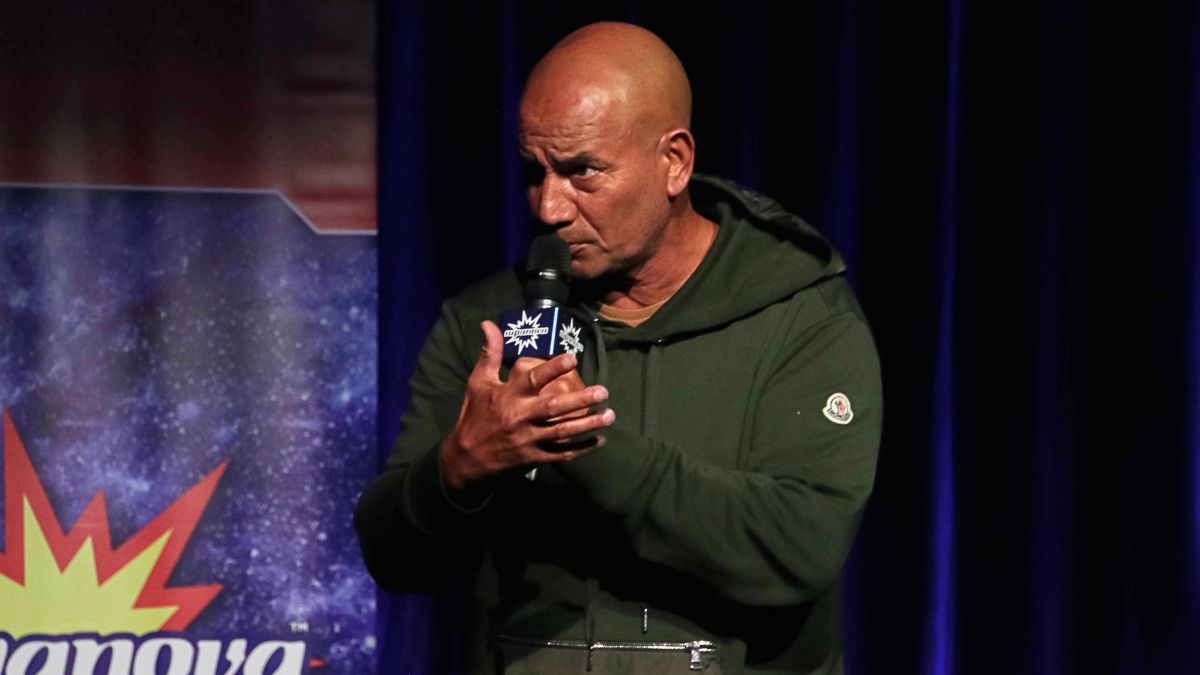 Temuera Morrison at SUPANOVA Comic Con & Gaming, Melbourne, Australia