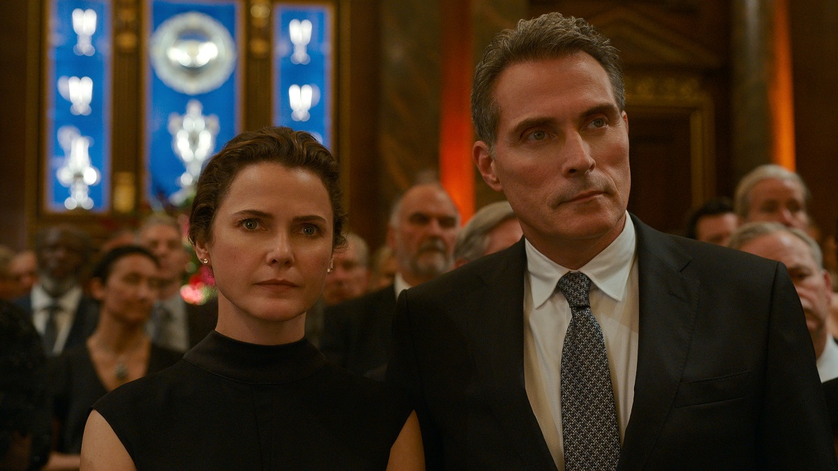 The Diplomat. (L to R) Keri Russell as Kate Wyler, Rufus Sewell as Hal Wyler in episode 104 of The Diplomat. 