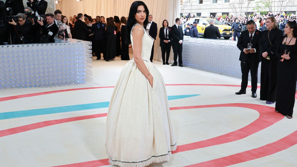 NEW YORK, NEW YORK - MAY 01: Dua Lipa attends The 2023 Met Gala Celebrating "Karl Lagerfeld: A Line Of Beauty" at The Metropolitan Museum of Art on May 01, 2023 in New York City.