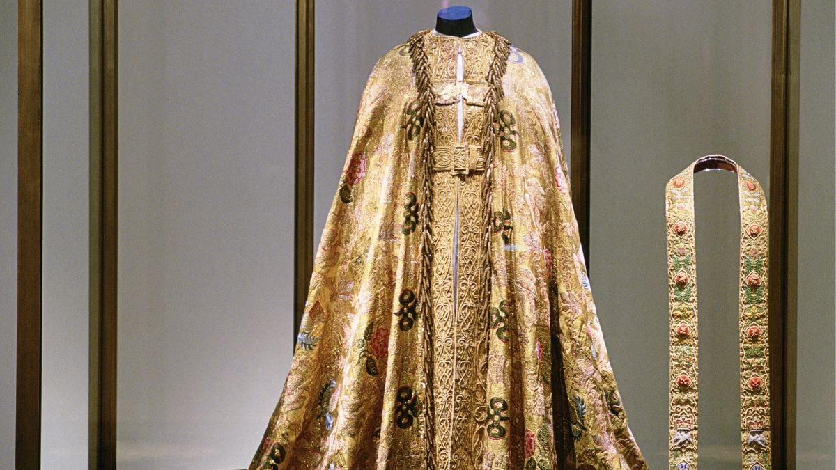 MARCH 31: The Sovereign's Coronation Robes (supertunica And Imperial Mantle) In The Tower Of London. (Photo by Tim Graham Photo Library via Getty Images)