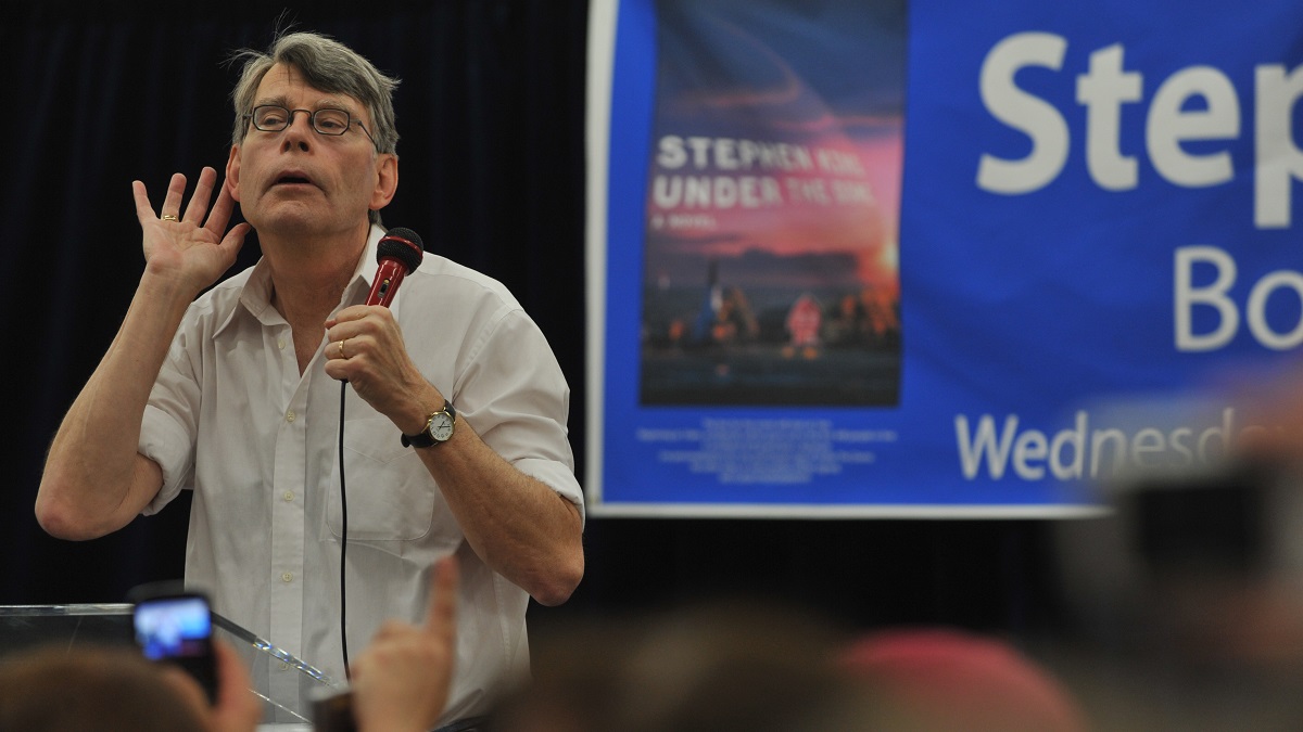 DUNDALK, MD - NOVEMBER 11: Stephen King promotes "Under The Dome" at the North Point Boulevard Walmart on November 11, 2009 in Dundalk, Maryland.