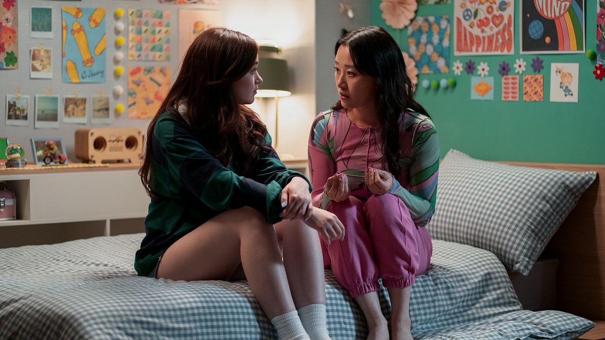 XO, Kitty. (L to R) Anna Cathcart as Kitty Song Covey, Gia Kim as Yuri in episode 109 of XO, Kitty.