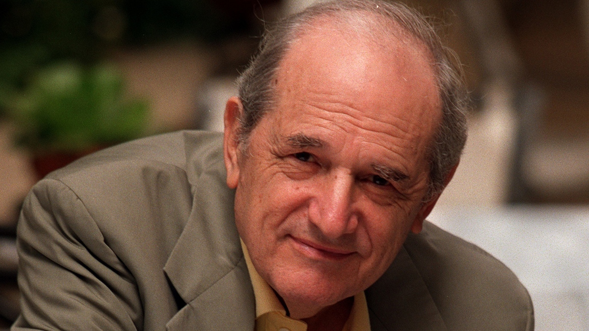 Steven Hill 