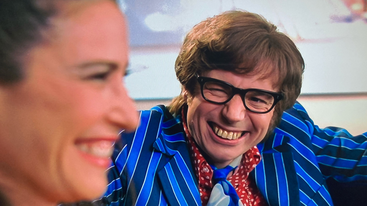 Austin Powers and Mrs Kensington