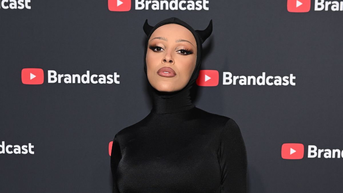 NEW YORK, NEW YORK - MAY 17: Doja Cat attends YouTube Brandcast 2023 at David Geffen Hall on May 17, 2023 in New York City.