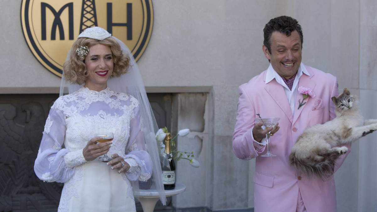 Michael Sheen and Kristen Wiig in "The Spoils of Babylon"