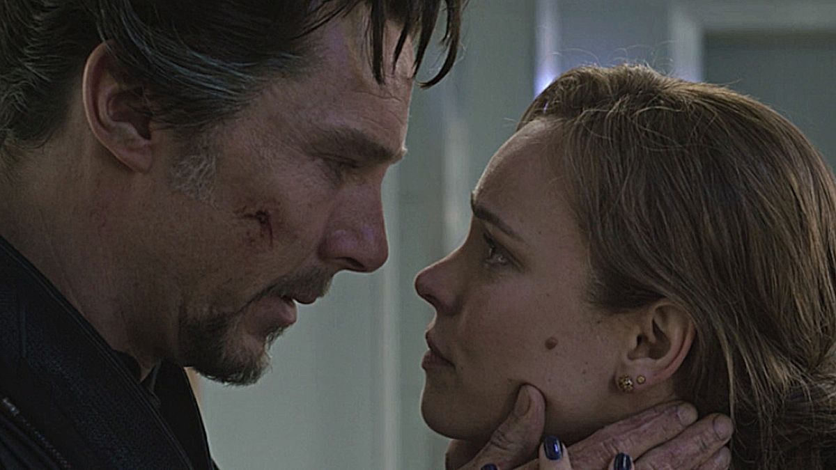 Benedict Cumberbatch as Stephen Strange and Rachel McAdams as Christine Palmer in 'Doctor Strange'.