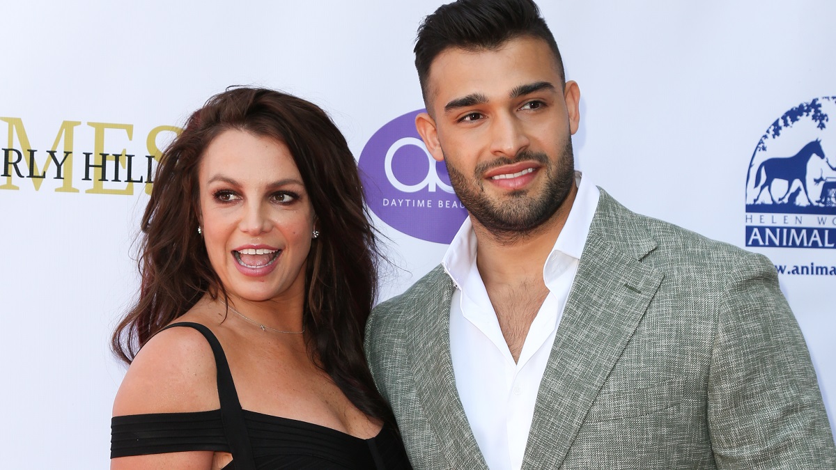 LOS ANGELES, CALIFORNIA - SEPTEMBER 20: Britney Spears (L) and Sam Asghari (R) attend the 2019 Daytime Beauty Awards at The Taglyan Complex on September 20, 2019 in Los Angeles, California.