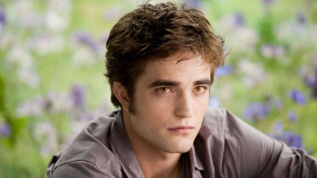 Robert Pattinson as Edward Cullen in The Twilight Saga: Eclipse