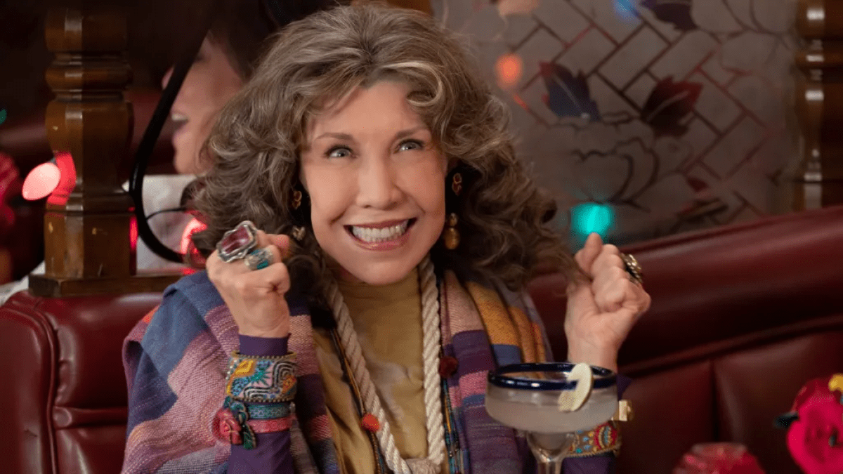 Lily Tomlin smiling